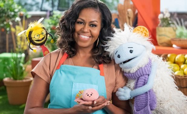 Gaufrette et Mochi les deux nouvelles mascottes de Michelle Obama vont faire aimer la cuisine aux petits (et aux grands)